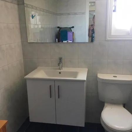 Апартаменти Malindi Bay View Лімасол